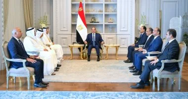الرئيس السيسي ورئيس وزراء قطر يبحثان تعزيز الاستثمارات وتنفيذ اتفاق وقف حرب غزة`
